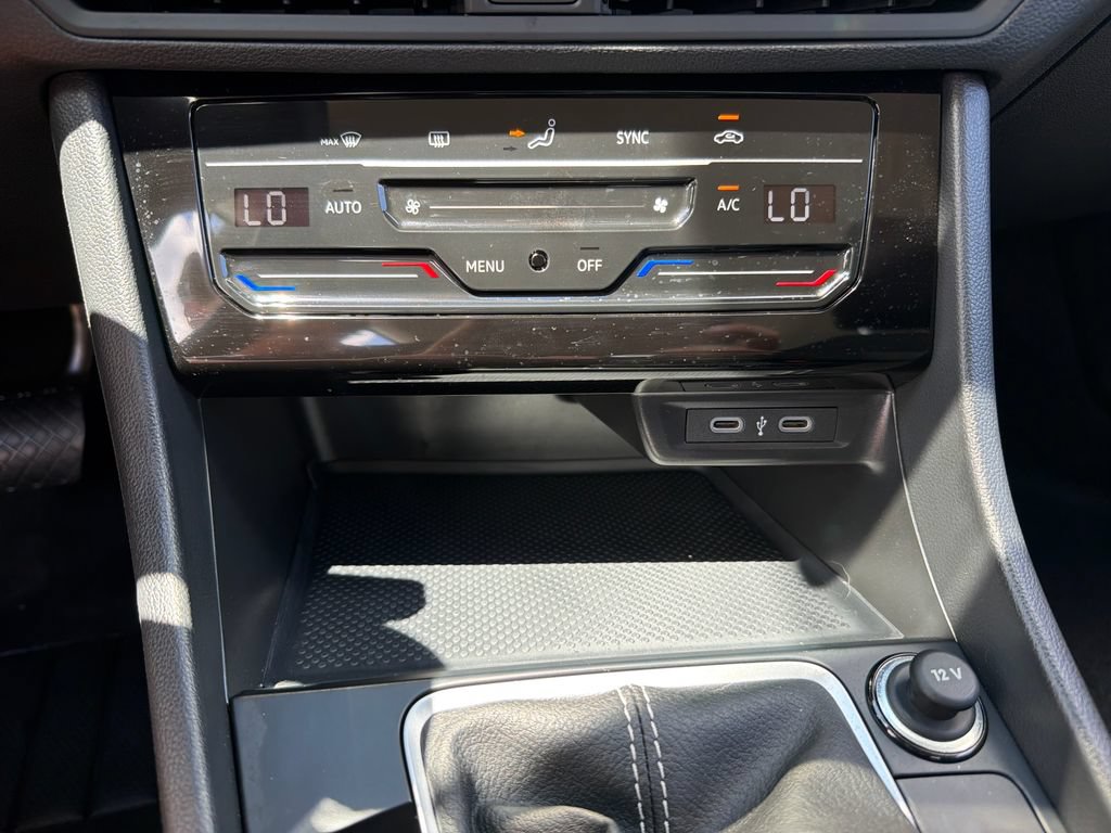 Certified 2025 Volkswagen Jetta S FWD image 16