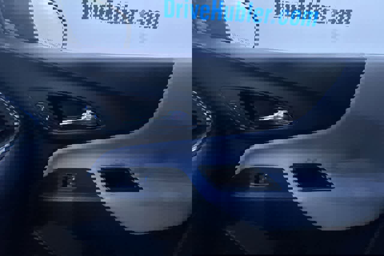 Used 2023 Chevrolet Equinox LT image 34