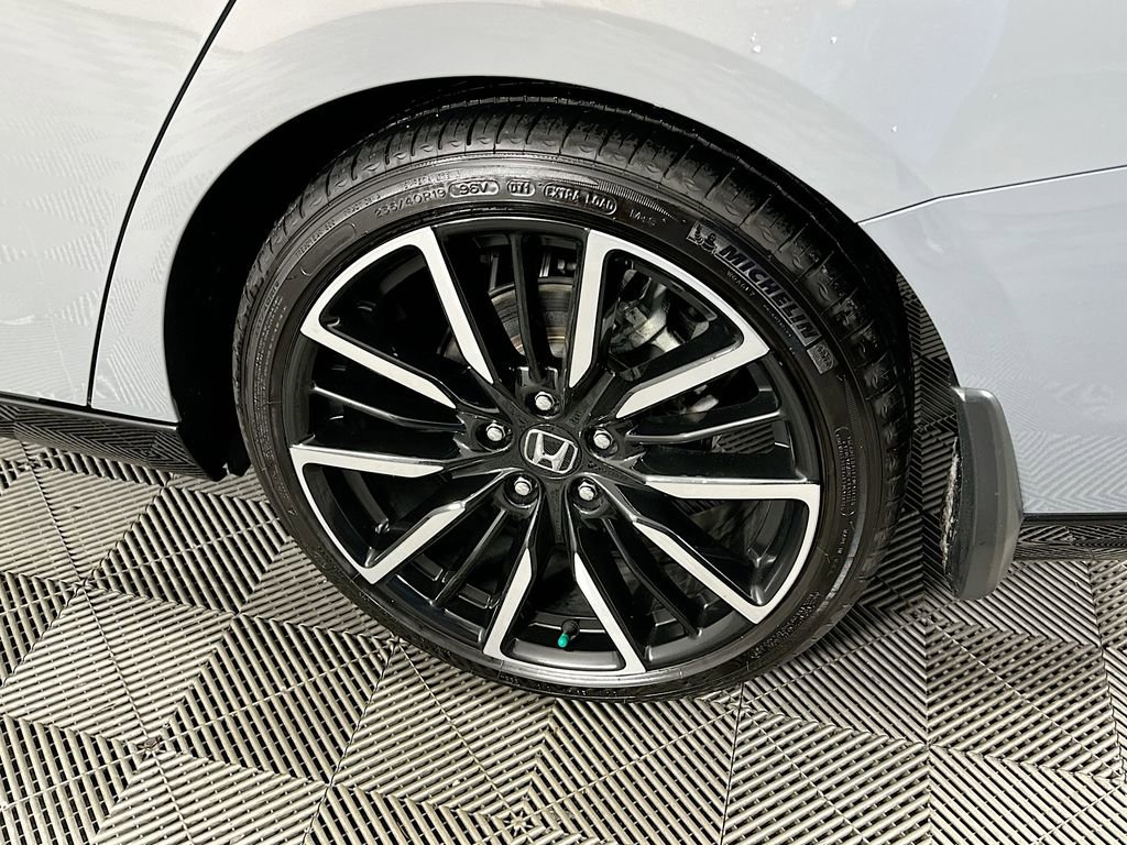 Used 2024 Honda Accord Touring image 38
