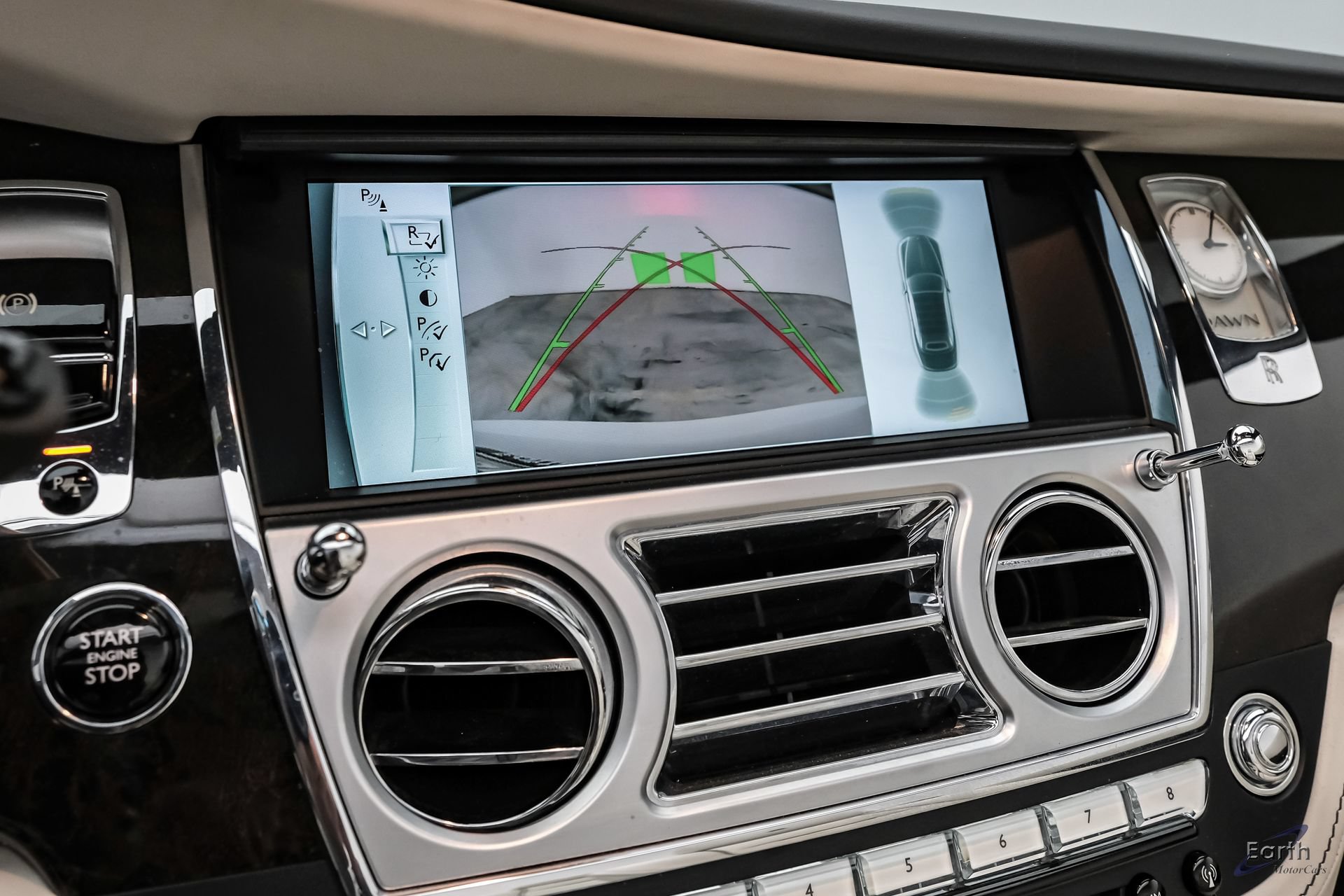 Used 2017 Rolls-Royce Dawn RWD image 88