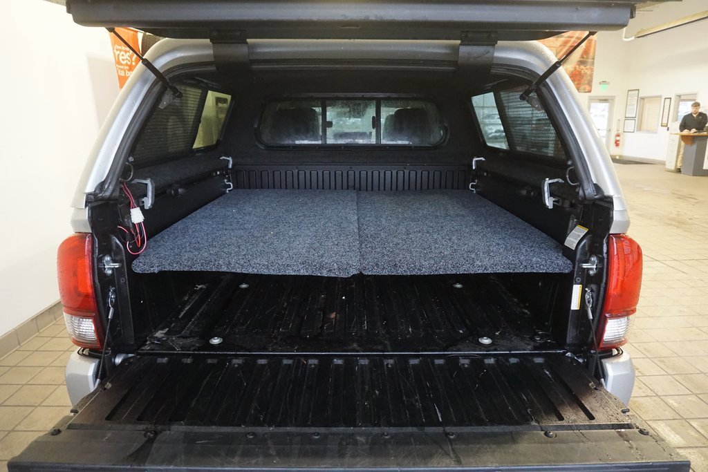 Used 2023 Toyota Tacoma SR image 14