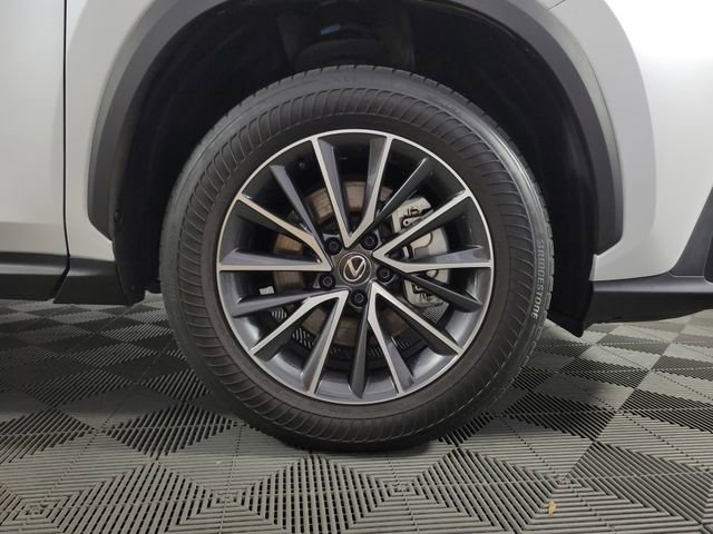 Used 2024 Lexus NX 250 FWD w/ Towing Package (2000 Lbs) image 12