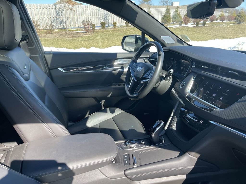 Certified 2023 Cadillac XT5 Premium Luxury w/ Technology Package image 33