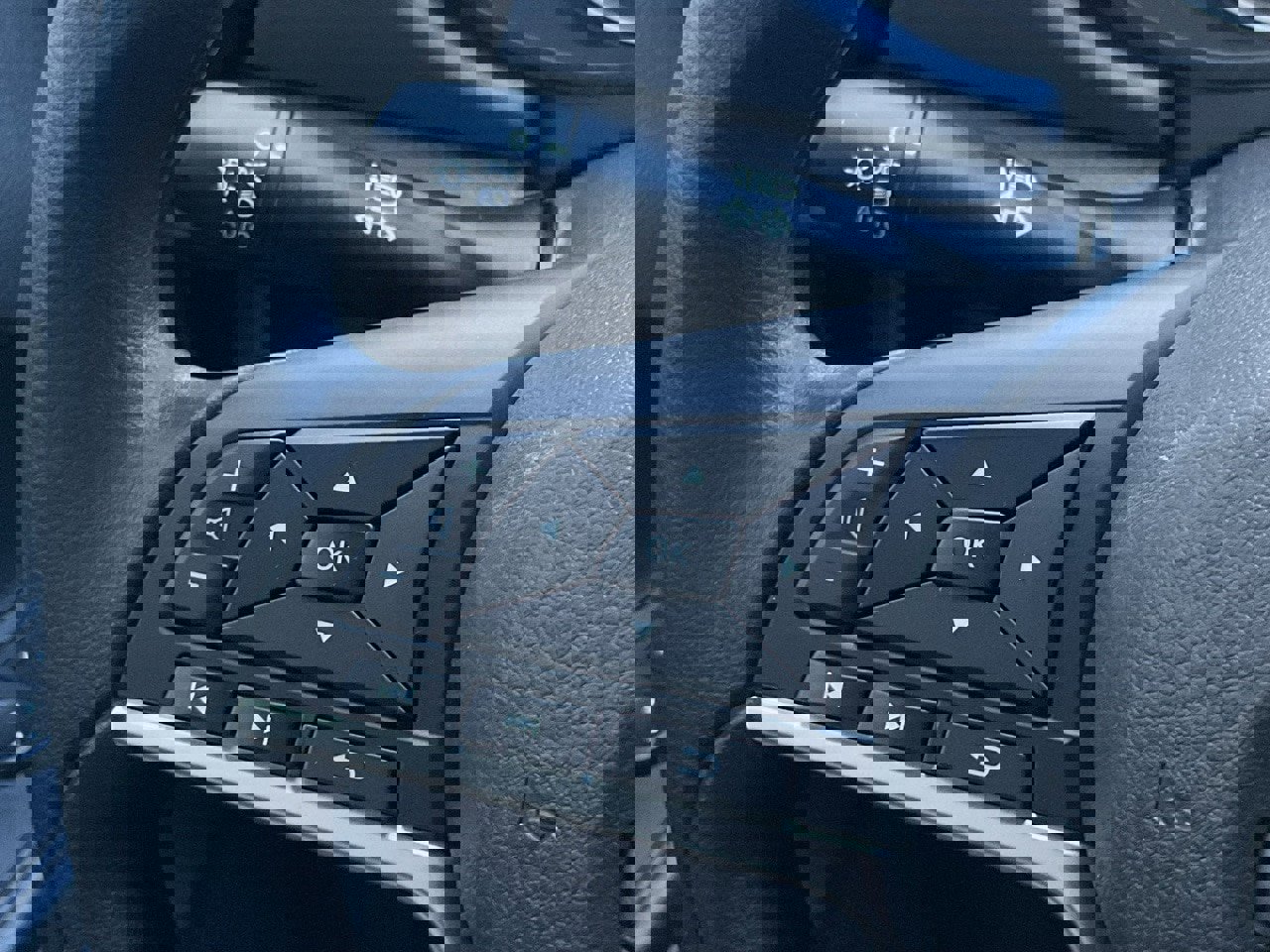 New 2025 Nissan Versa SV w/ Trunk Package image 20