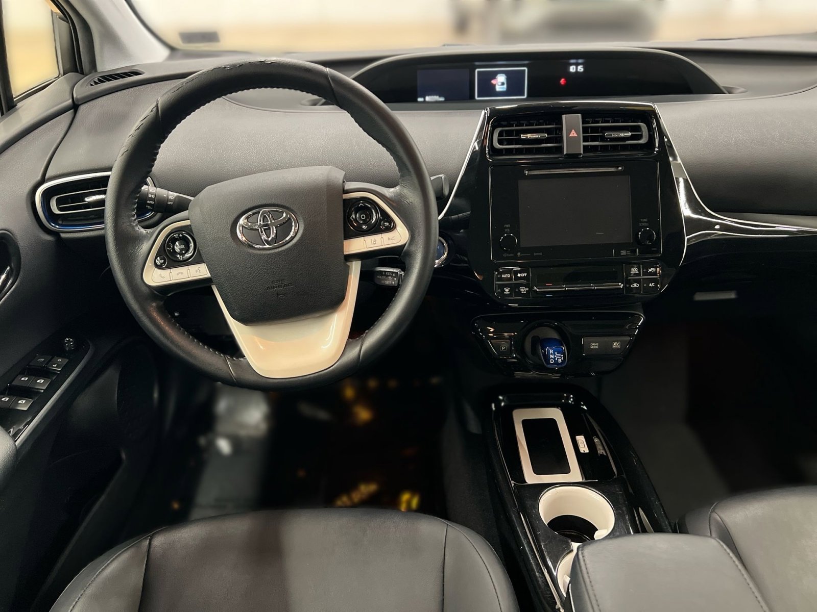 Used 2016 Toyota Prius Three Touring FWD image 19