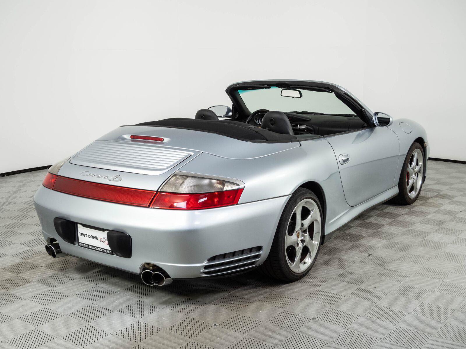 Used 2004 Porsche 911 Carrera 4S AWD/4WD image 19