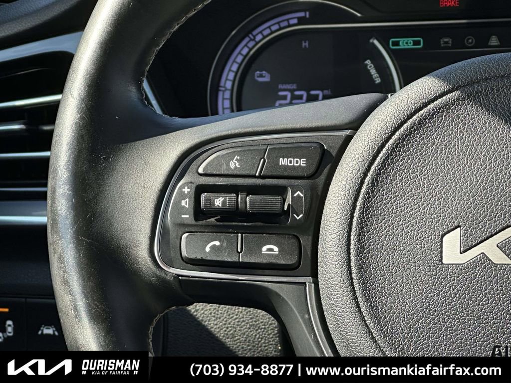 Used 2022 Kia Niro EX w/ Cold Weather Package image 10