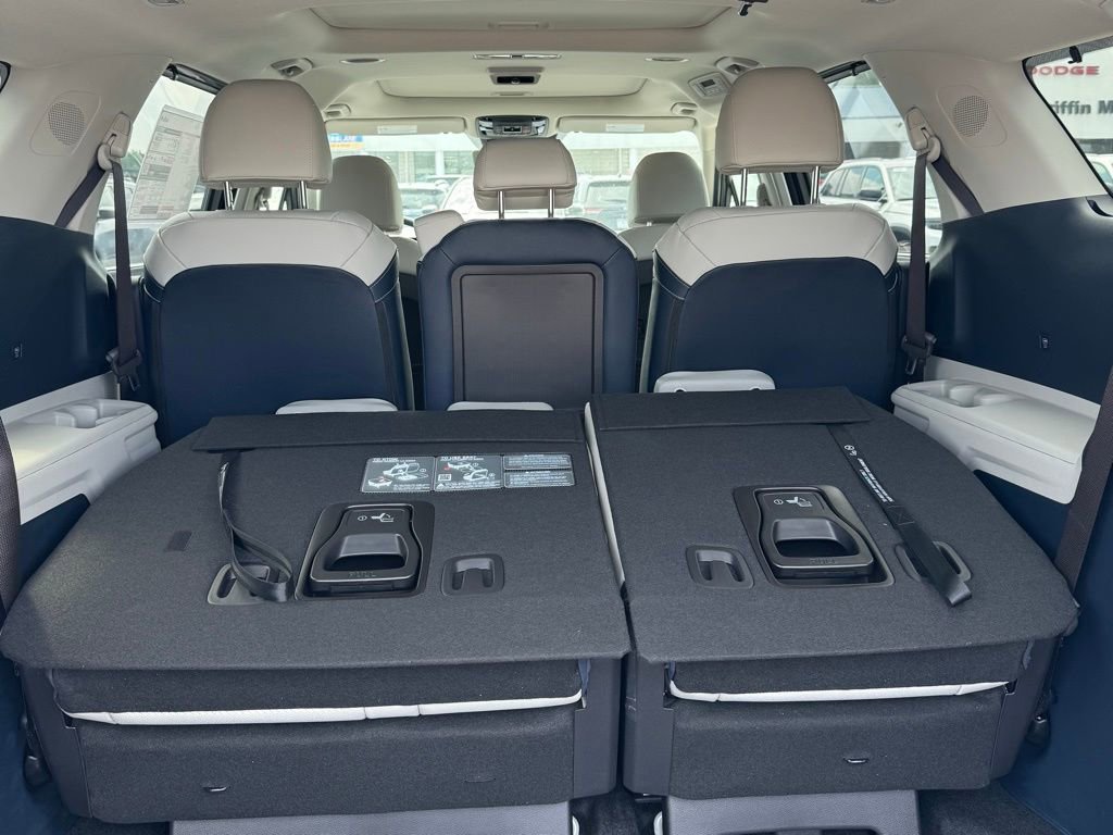 New 2026 Kia Carnival SX Prestige image 8