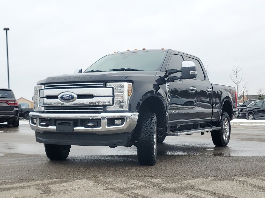 Used 2018 Ford F250 Lariat w/ Lariat Ultimate Package image 4