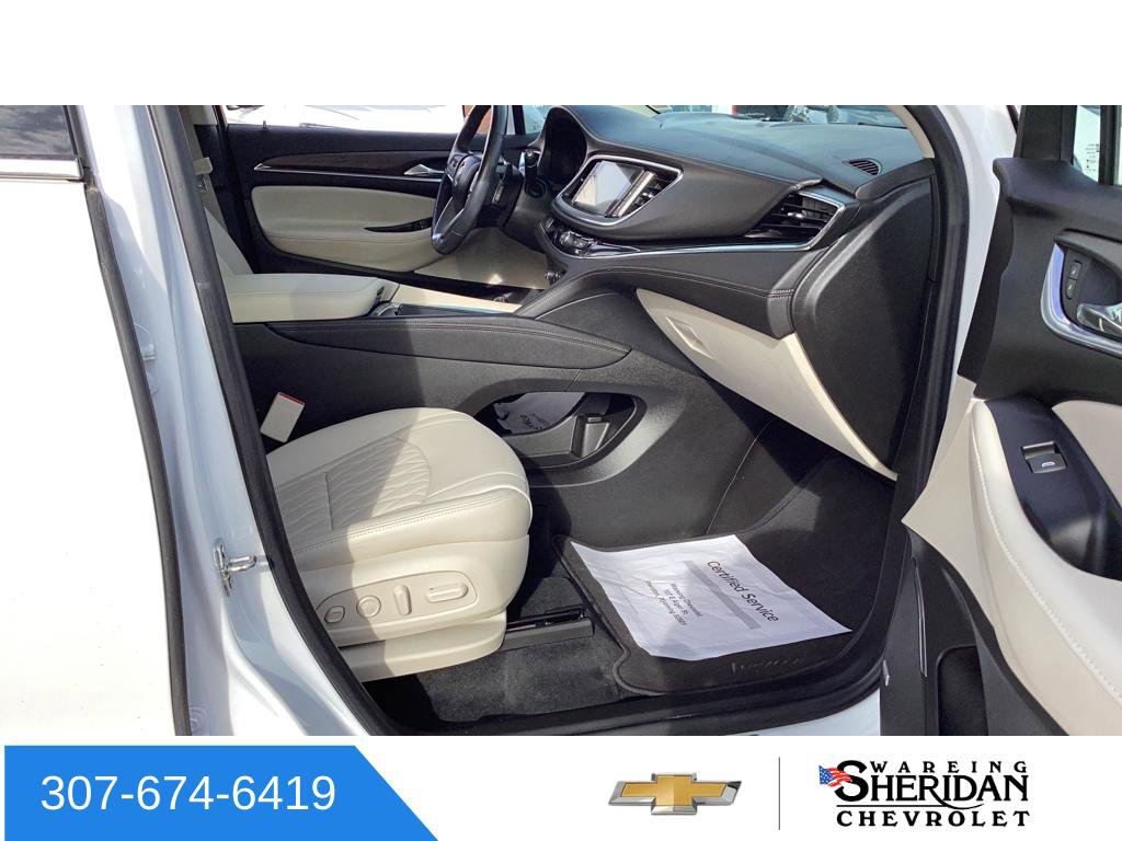 Used 2023 Buick Enclave Avenir w/ Avenir Technology Package image 31