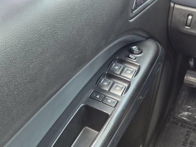Used 2019 Chevrolet Colorado Z71 AWD/4WD image 17