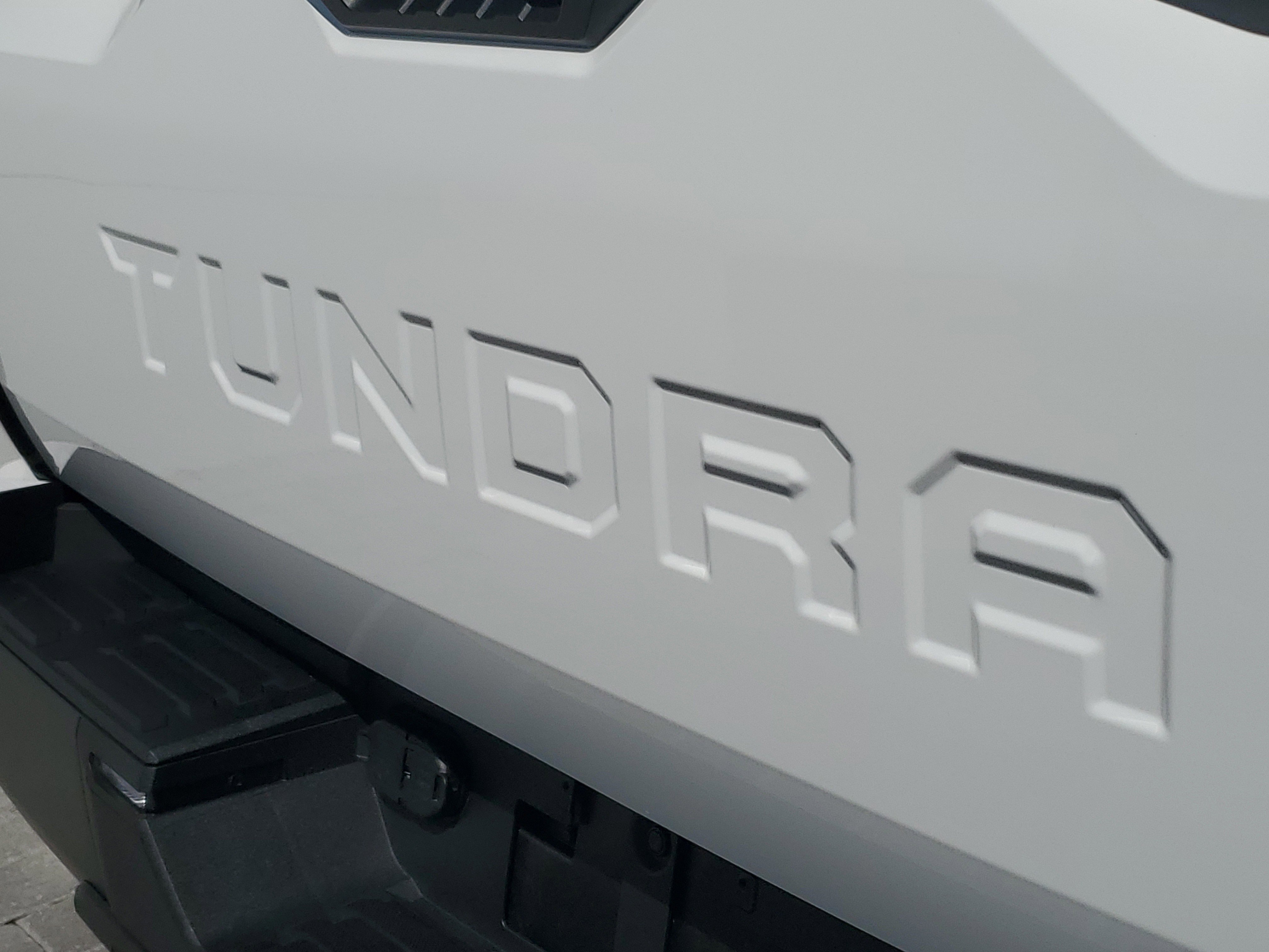 Used 2025 Toyota Tundra SR w/ SR Tow Package image 7