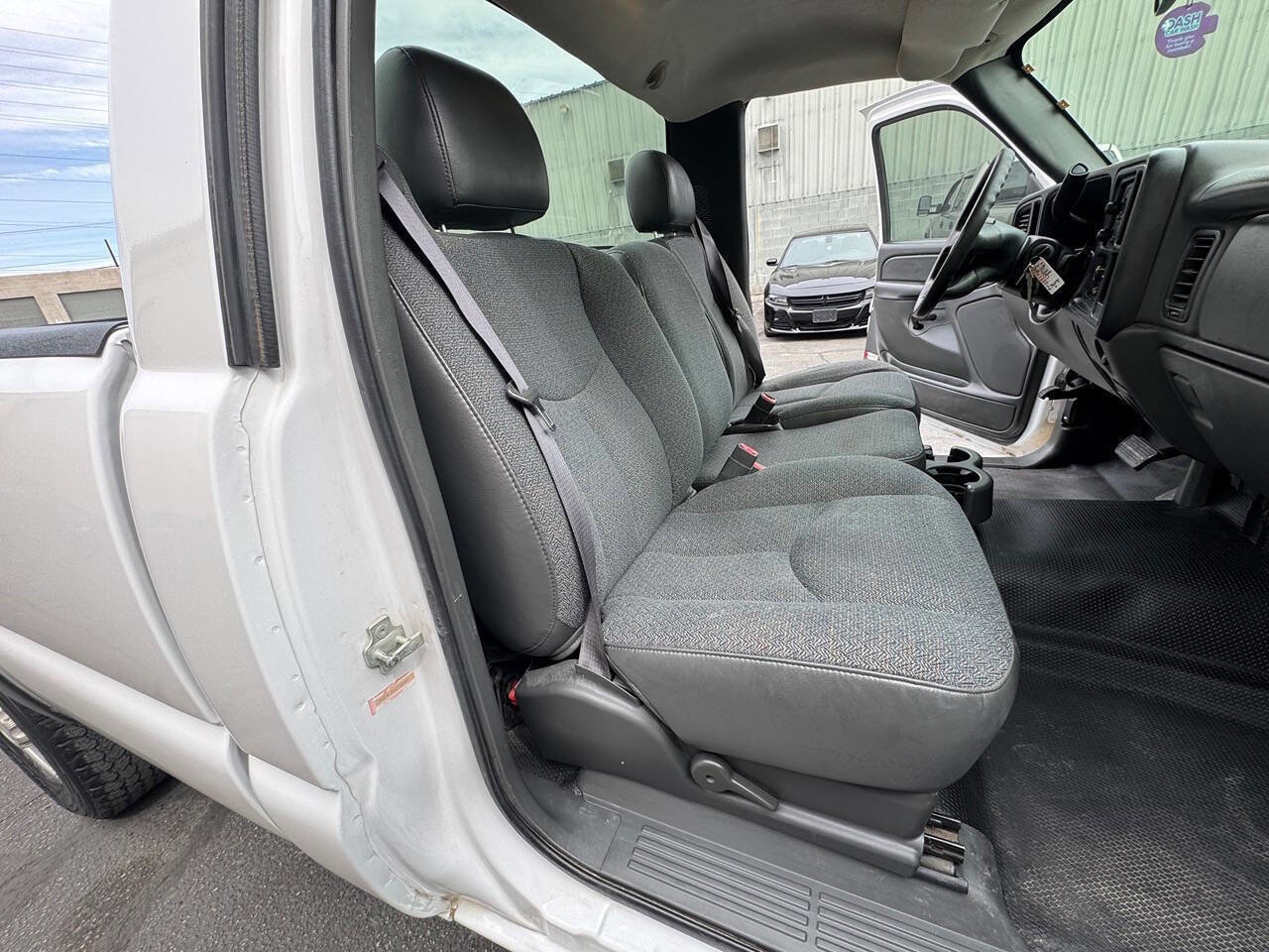 Used 2007 Chevrolet Silverado 2500 W/T w/ Heavy-Duty Power Package image 35