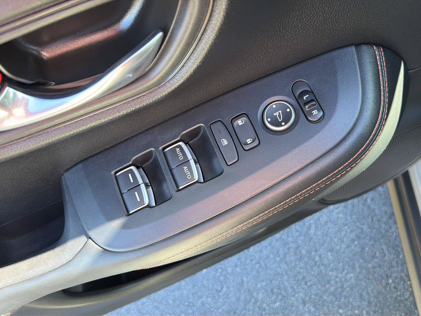 Used 2024 Honda HR-V Sport image 30