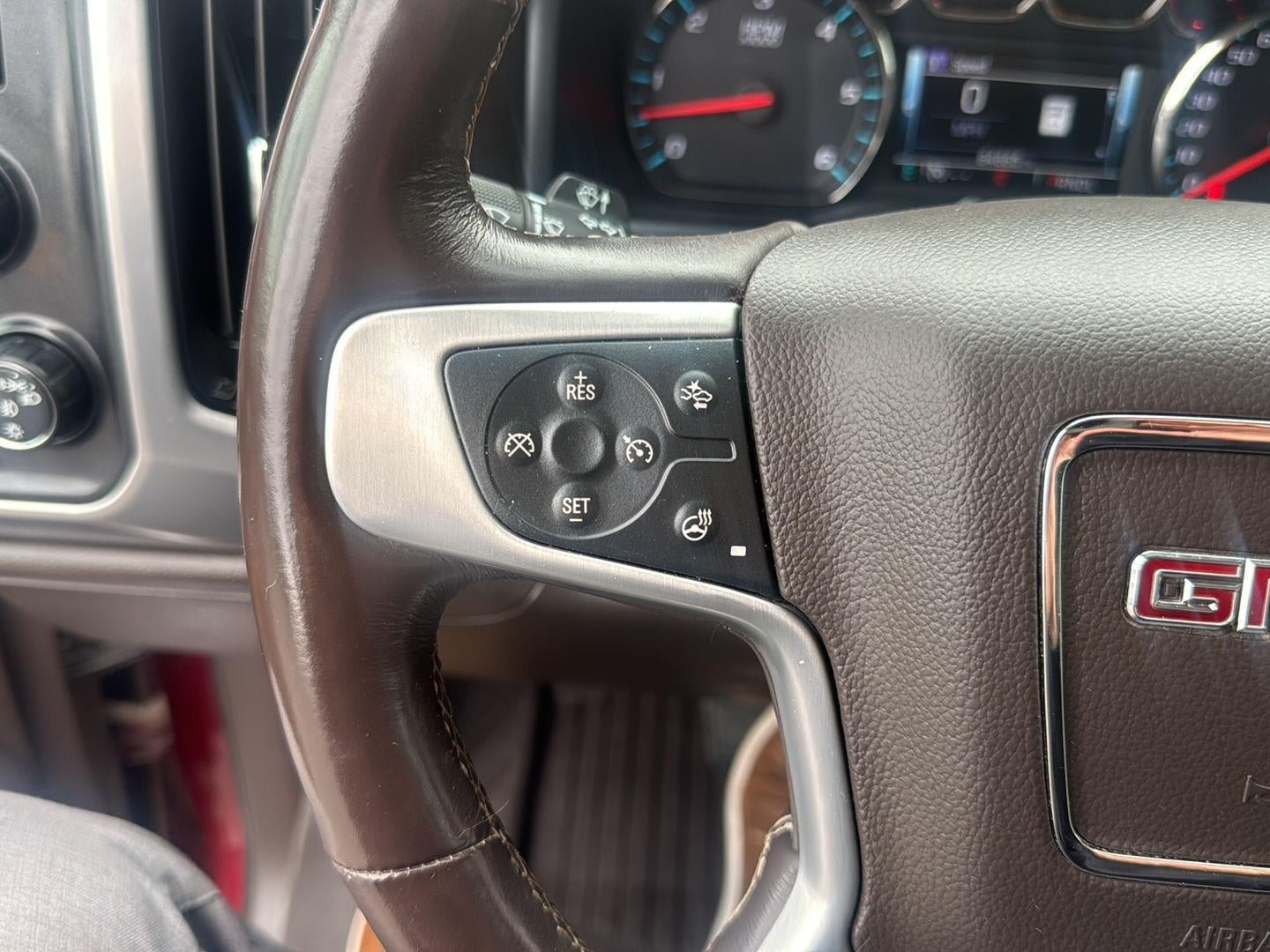 Used 2017 GMC Sierra 1500 SLT AWD/4WD image 18