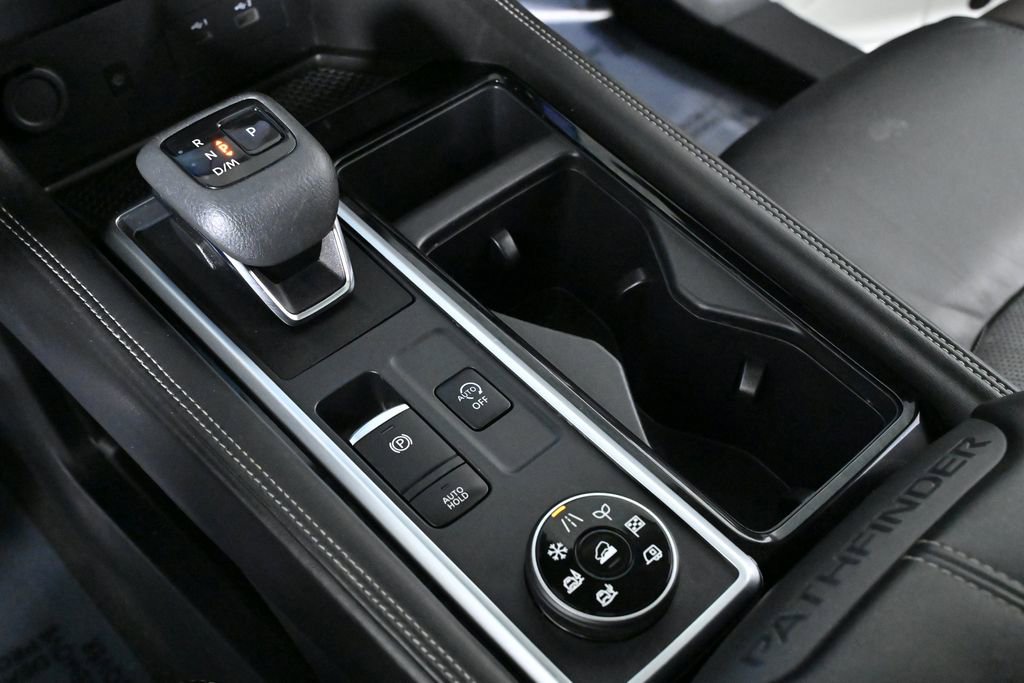 Used 2022 Nissan Pathfinder Platinum w/ Cargo Package image 20