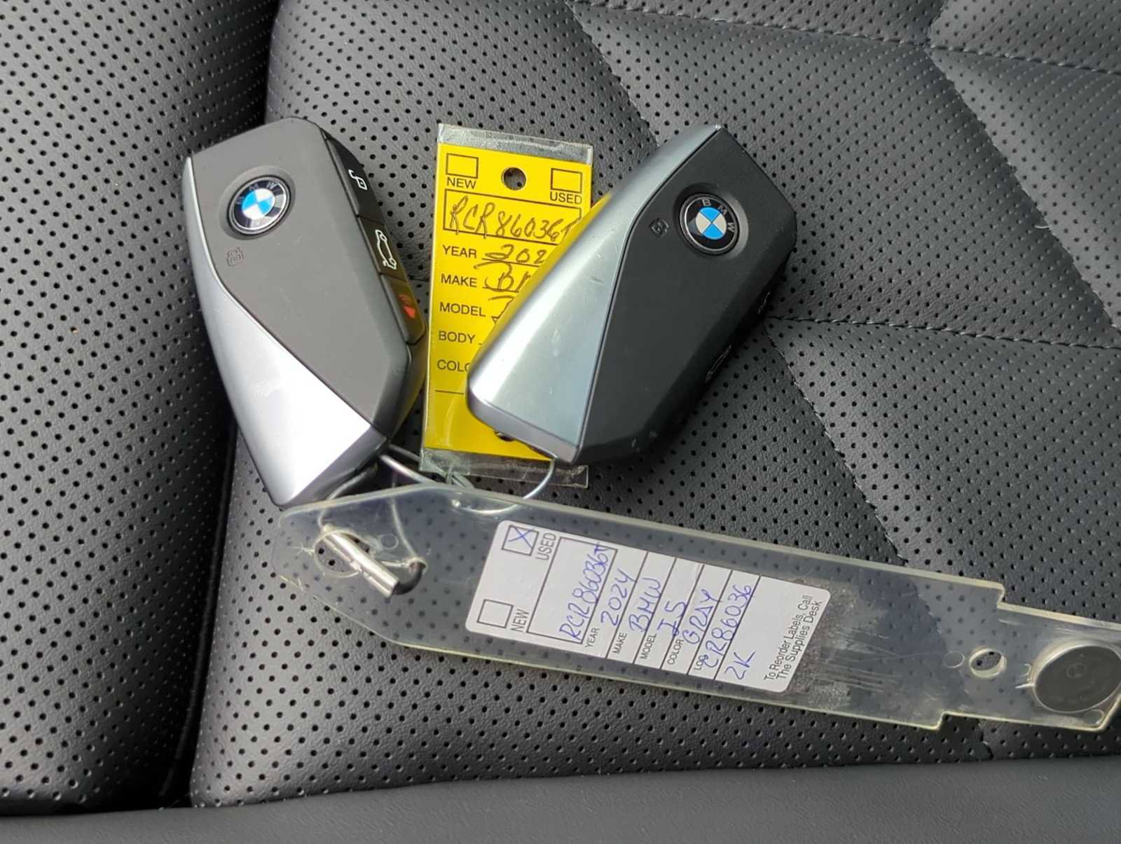 Used 2024 BMW i5 eDrive40i w/ Premium Package image 36