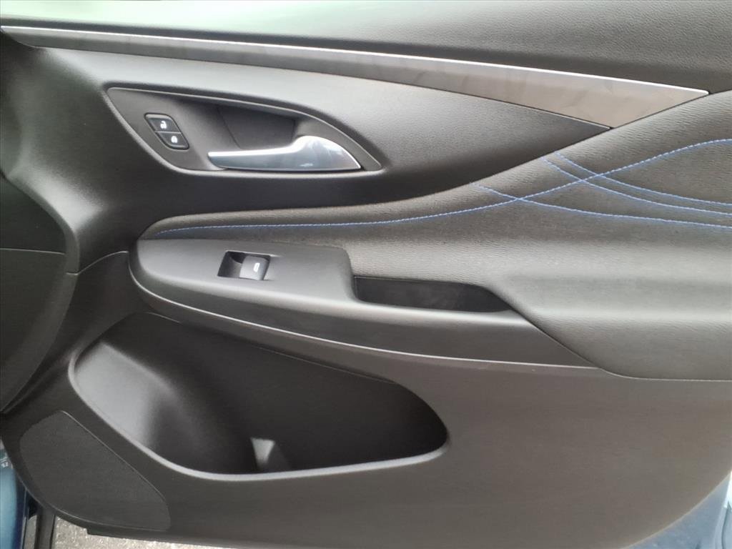 Used 2024 Buick Envista Sport Touring w/ Convenience I Package image 23