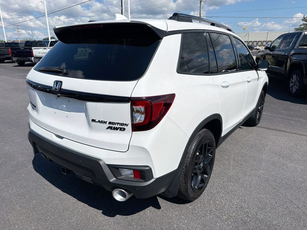 Used 2024 Honda Passport Black Edition image 8