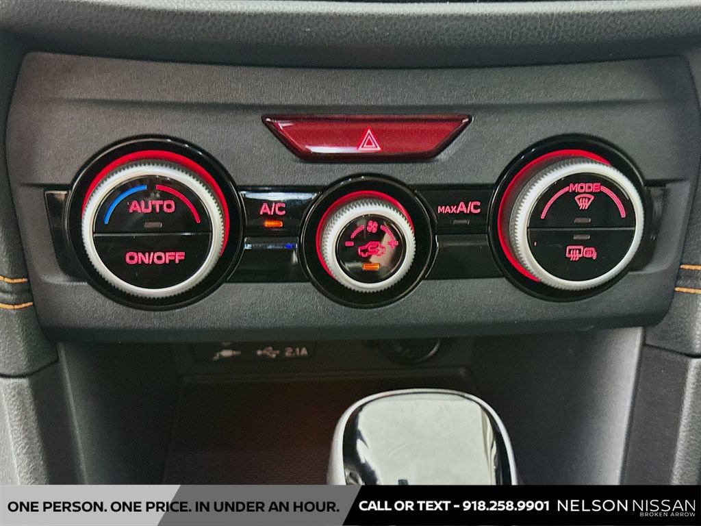 Used 2020 Subaru Crosstrek 2.0i Limited w/ Moonroof Package w/Navigation AWD/4WD image 16