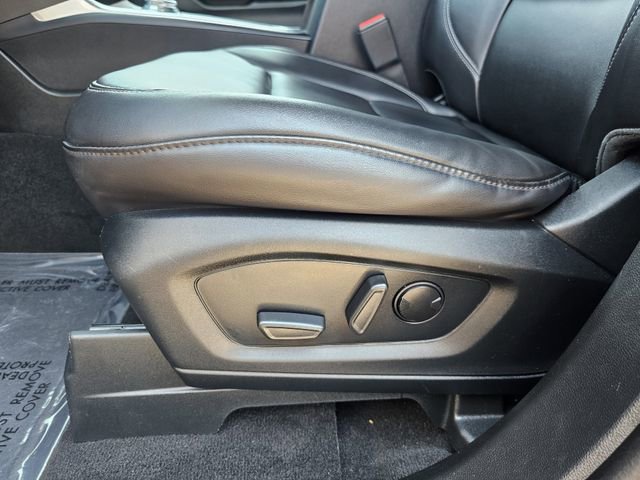 Certified 2023 Ford Explorer XLT w/ Equipment Group 202A image 13