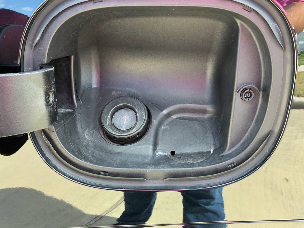 Used 2021 Chevrolet Tahoe Z71 w/ Z71 Off-Road Package image 36