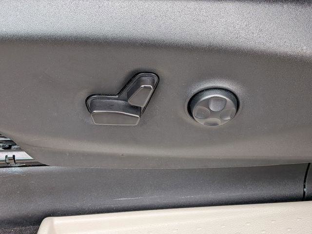 Certified 2023 Chrysler Pacifica Touring-L FWD image 13