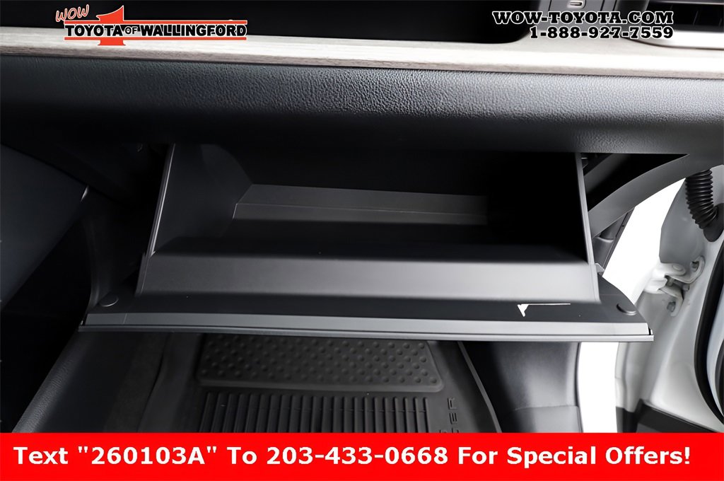 Used 2024 Toyota Grand Highlander Limited image 34