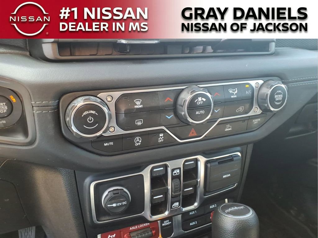 Used 2024 Jeep Gladiator Mojave image 17