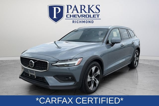 Used 2024 Volvo V60 B5 Cross Country Plus AWD/4WD image 3
