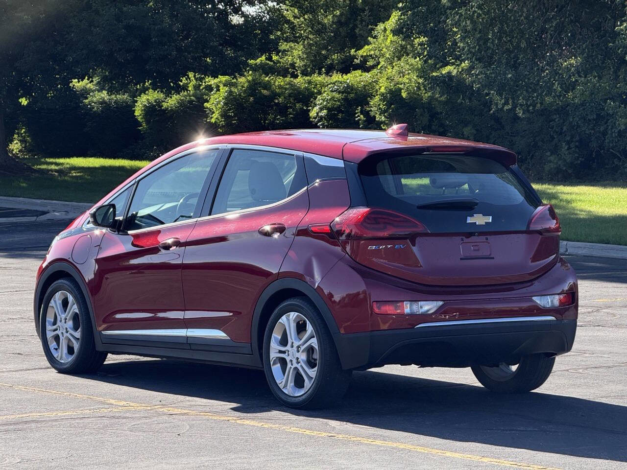 Used 2020 Chevrolet Bolt LT FWD image 7