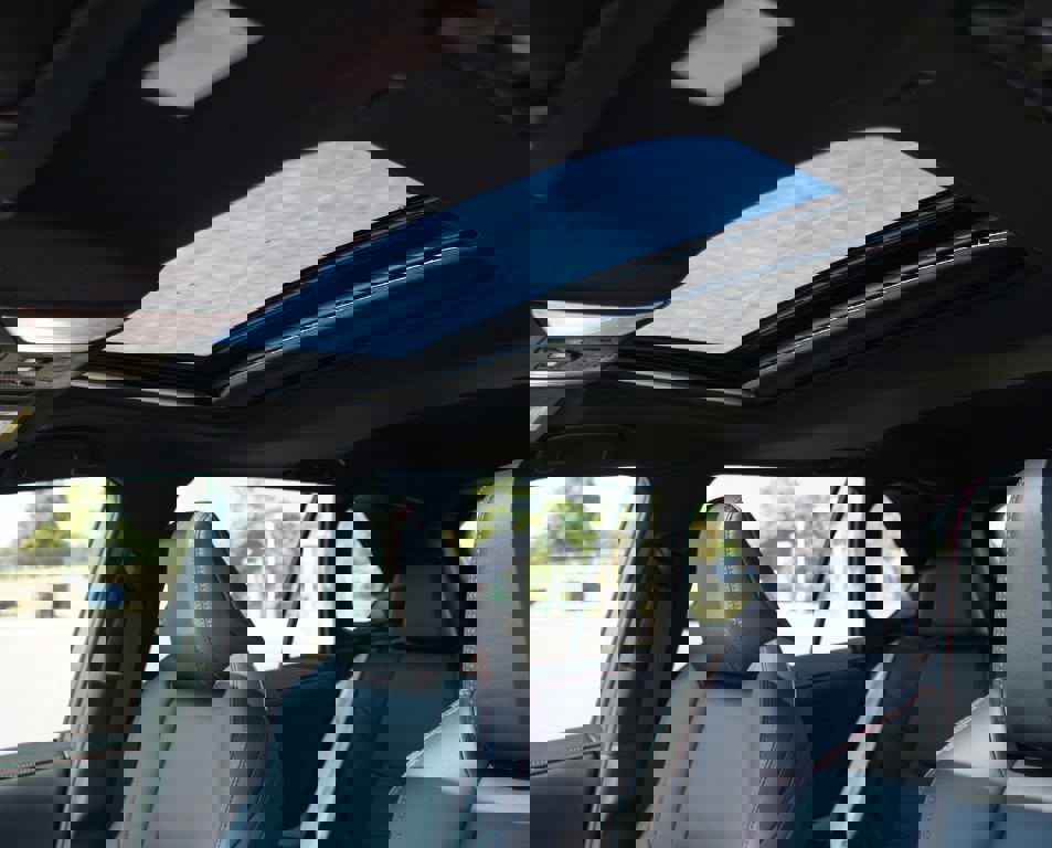 Used 2025 Toyota RAV4 XSE image 6