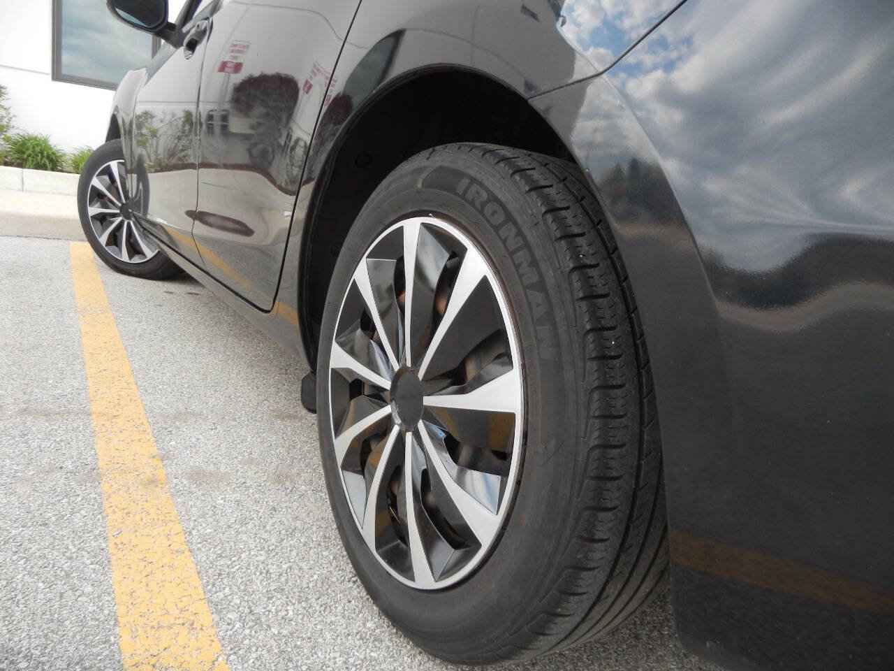 Used 2012 MAZDA MAZDA3 i Touring FWD image 14