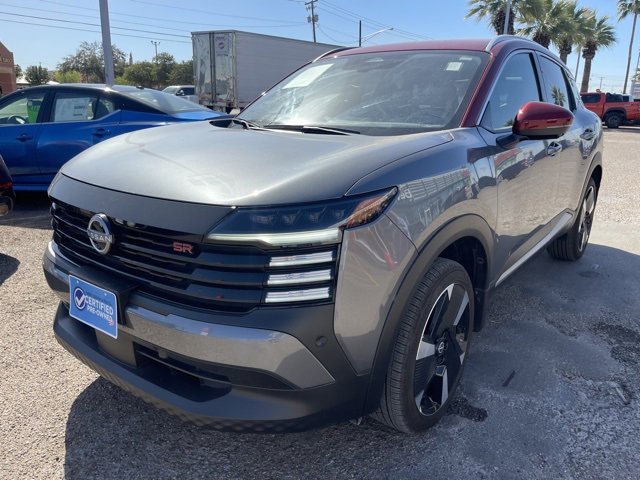 Used 2025 Nissan Kicks SR image 3