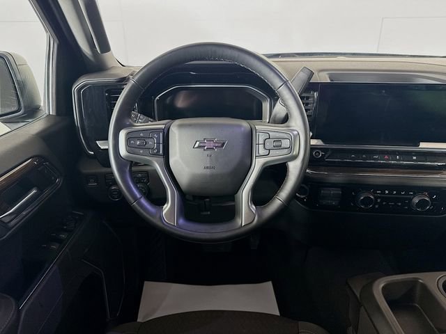 Used 2023 Chevrolet Silverado 1500 RST w/ Redline Edition AWD/4WD image 23