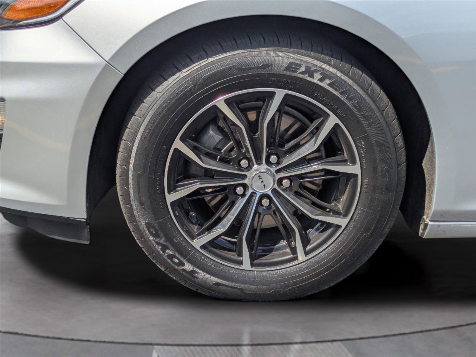 Used 2019 Chevrolet Malibu LS image 37