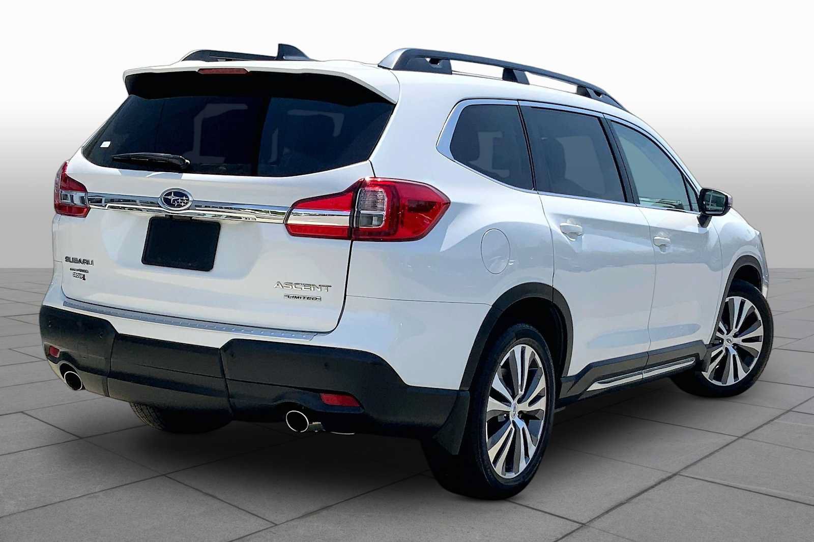 Used 2019 Subaru Ascent Limited AWD/4WD image 13
