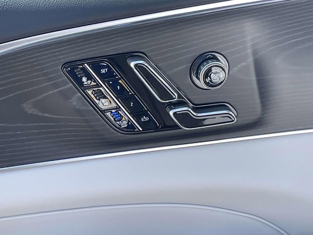 New 2026 Cadillac Lyriq Premium Sport AWD/4WD image 16