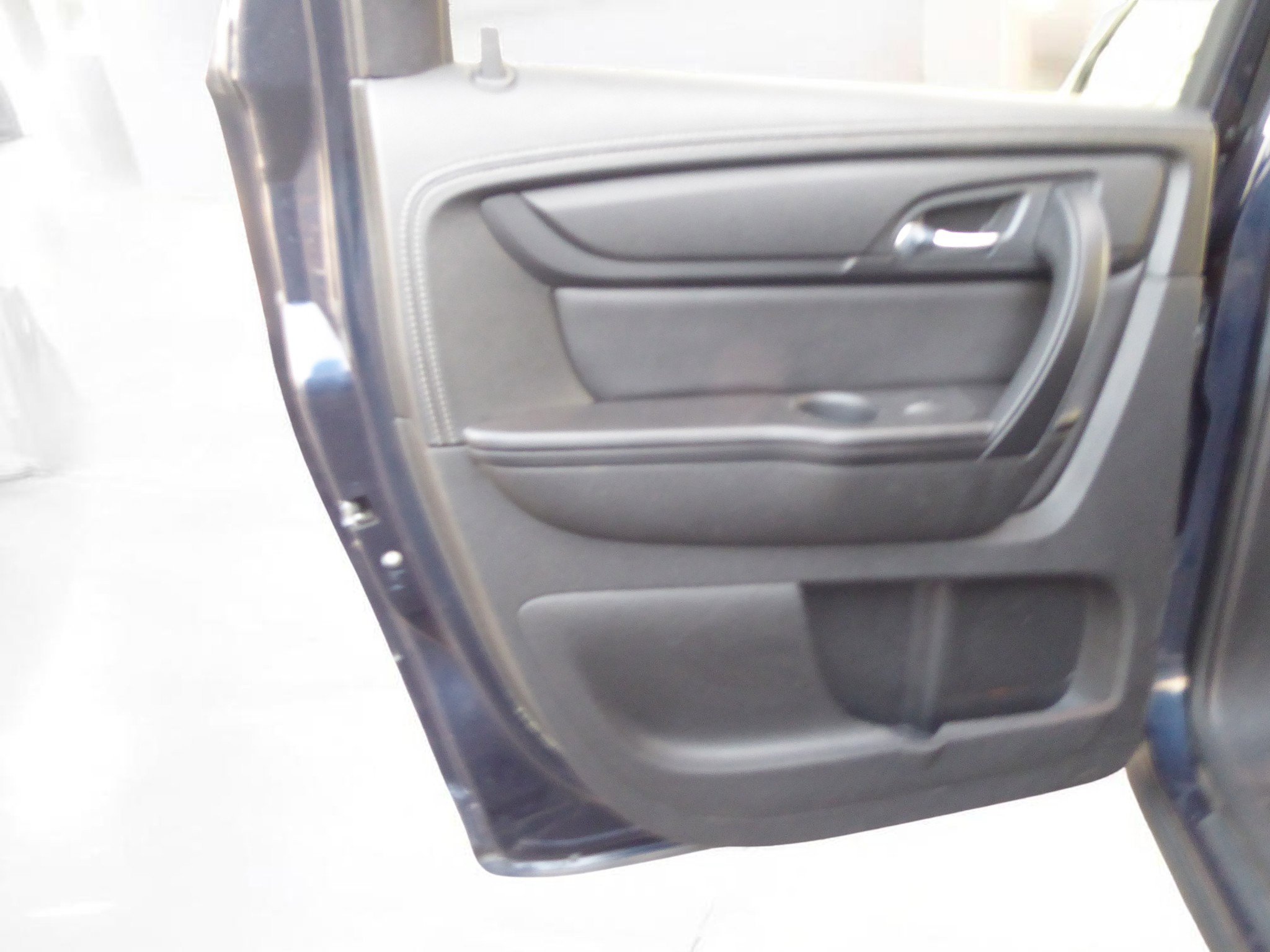 Used 2016 GMC Acadia SLE image 23