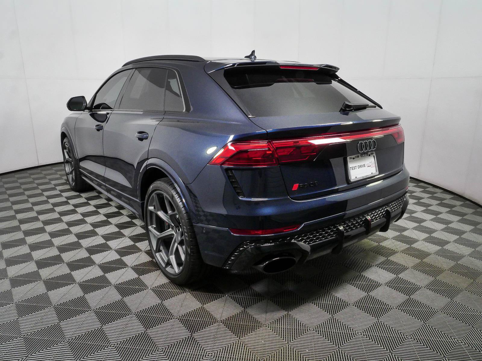Used 2025 Audi RS Q8 performance AWD/4WD image 31