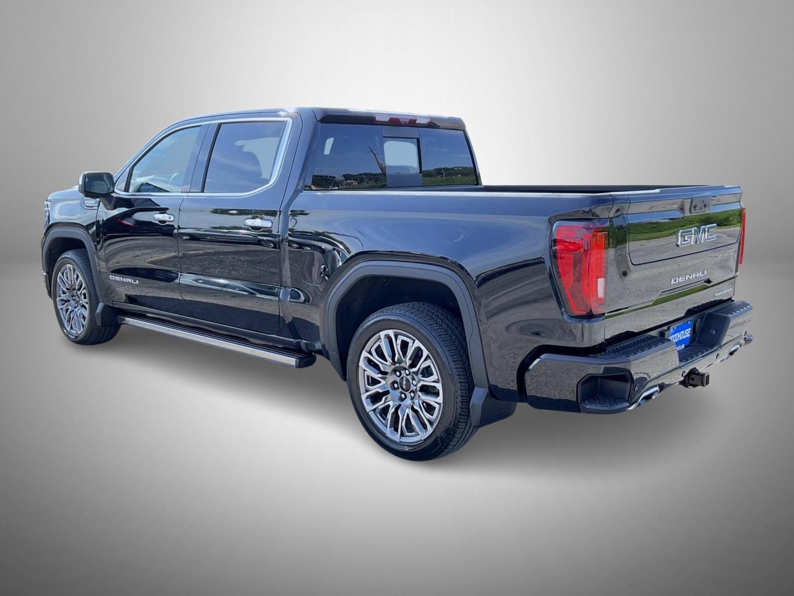 Certified 2026 GMC Sierra 1500 Denali Ultimate AWD/4WD image 7