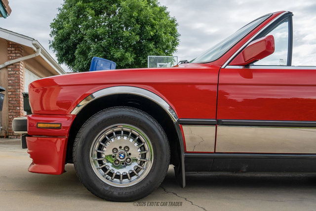 Used 1988 BMW 325i Convertible RWD image 4