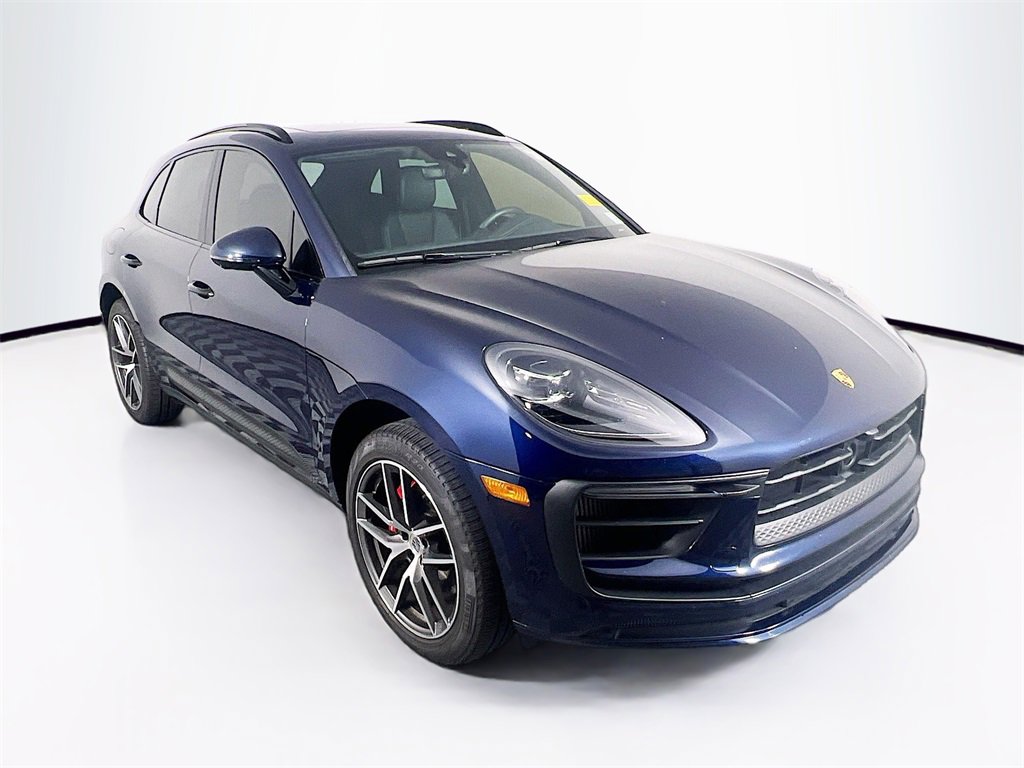Certified 2023 Porsche Macan S image 7