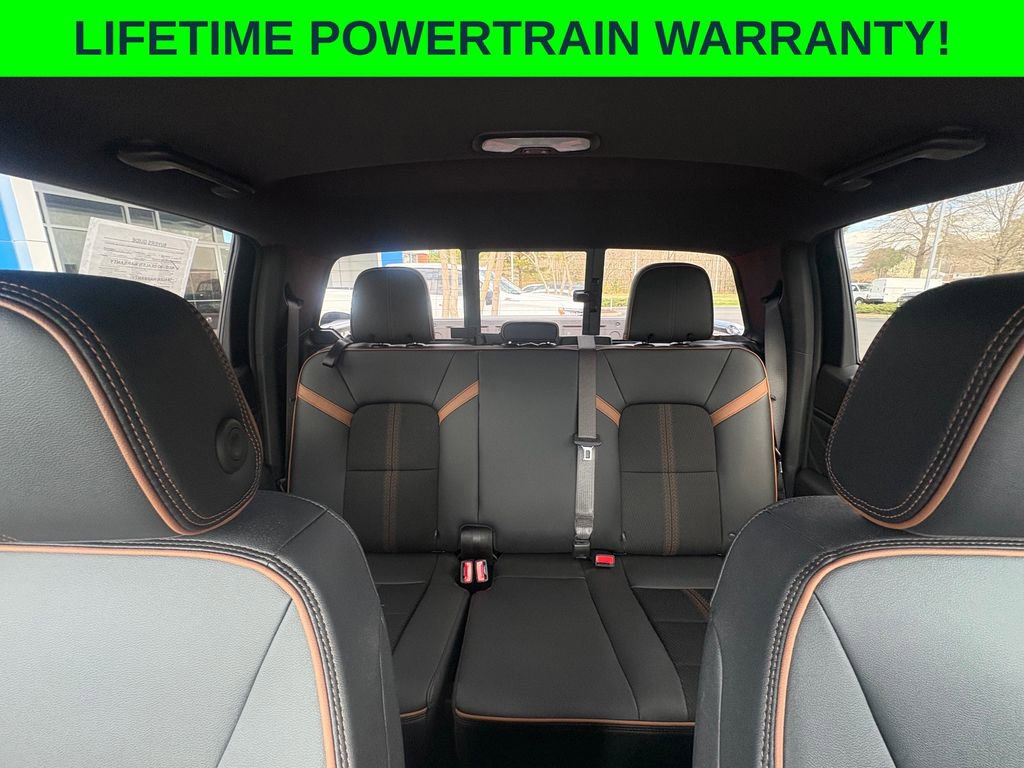 Used 2024 GMC Canyon AT4 w/ Technology Package image 13