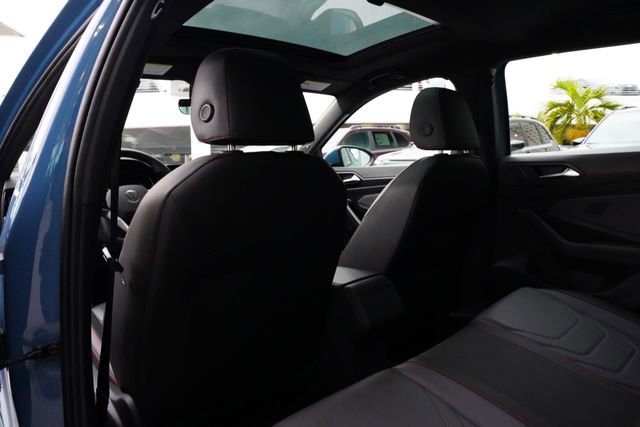 Used 2025 Volkswagen Jetta GLI Autobahn FWD image 18
