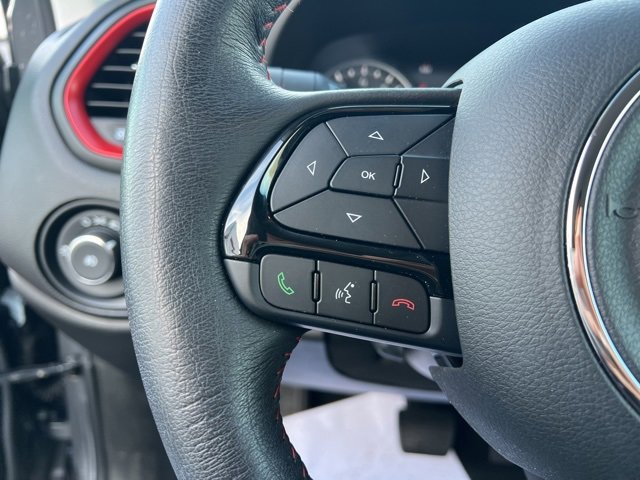 Used 2022 Jeep Renegade Trailhawk image 21