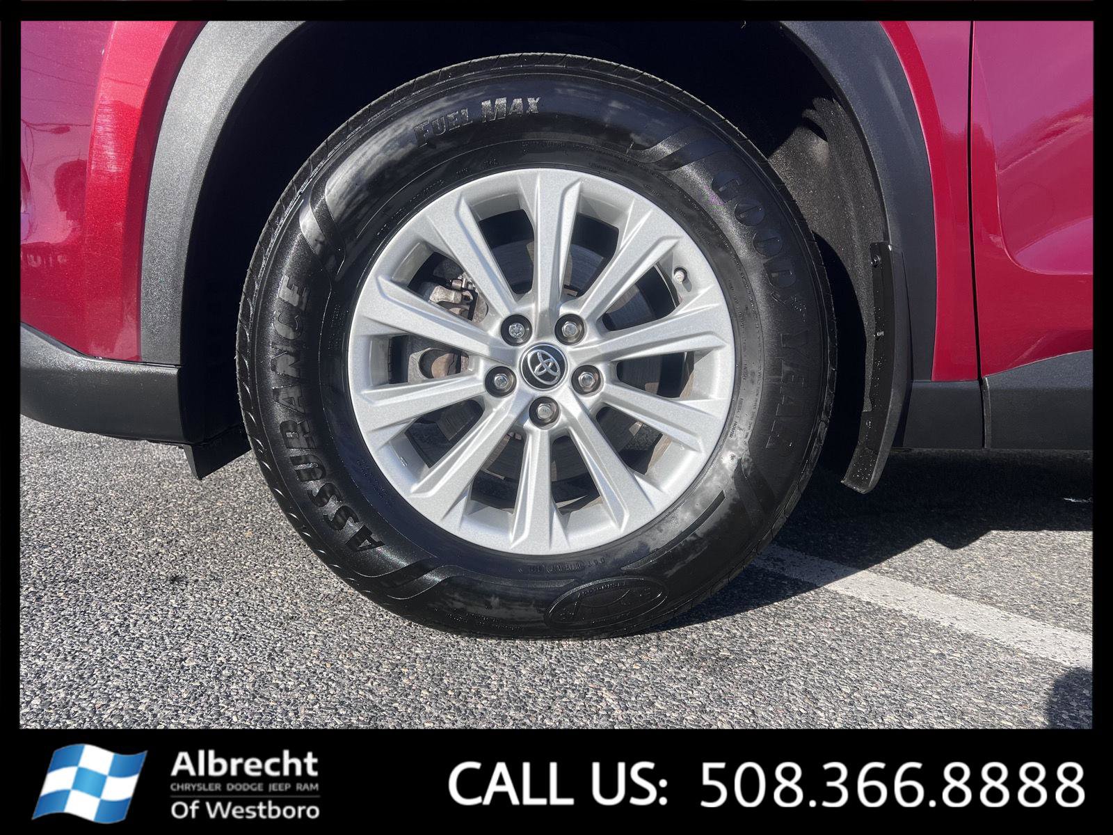 Used 2024 Toyota Grand Highlander XLE image 31