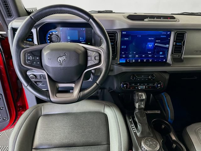 Used 2024 Ford Bronco Black Diamond image 24