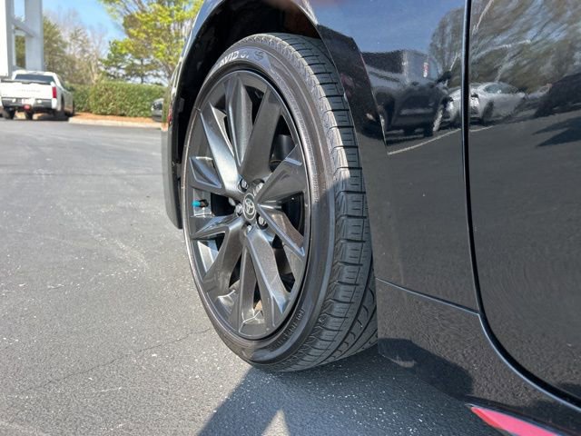 Used 2023 Toyota Corolla SE w/ SE Package image 9