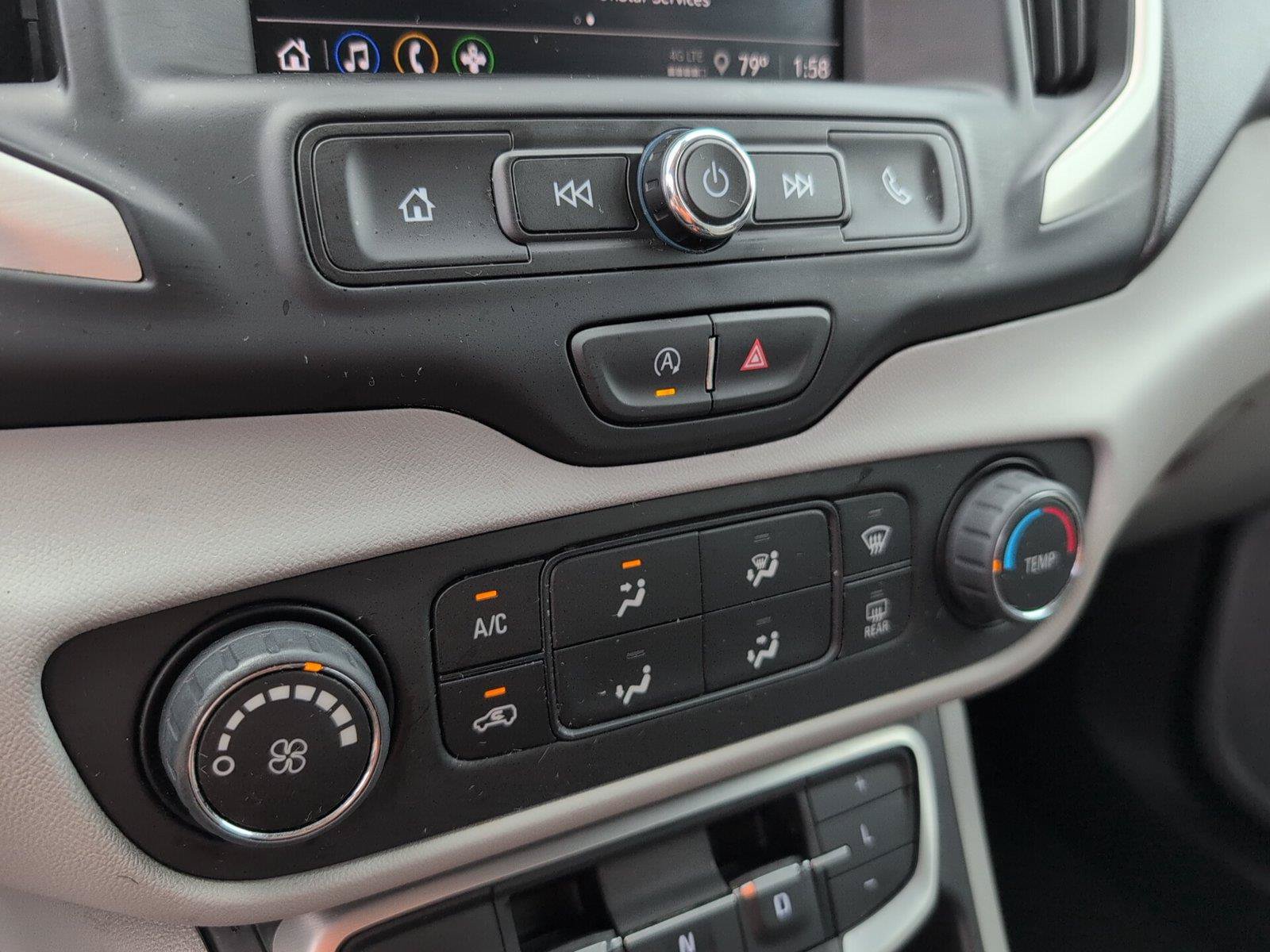 Used 2024 GMC Terrain SLE FWD image 19